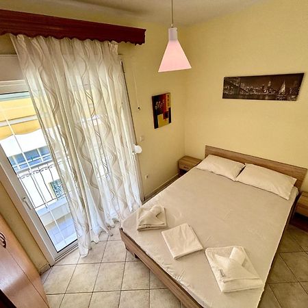 Mina Apartments Nea Kallikrateia מראה חיצוני תמונה